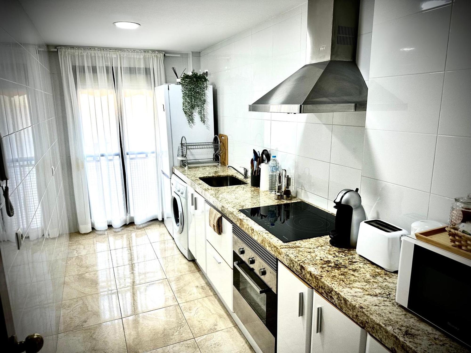 El Rincon De Apolo. Atico Con Aparcamiento Gratis. Apartment Malaga Exterior photo